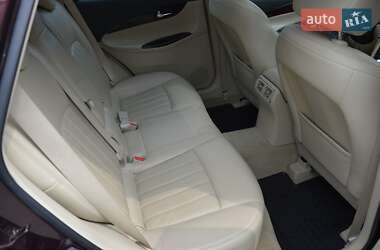 Внедорожник / Кроссовер Infiniti QX50 2016 в 