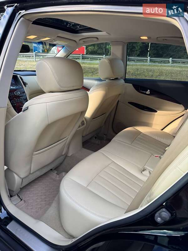 Позашляховик / Кросовер Infiniti QX50 2017 в Києві