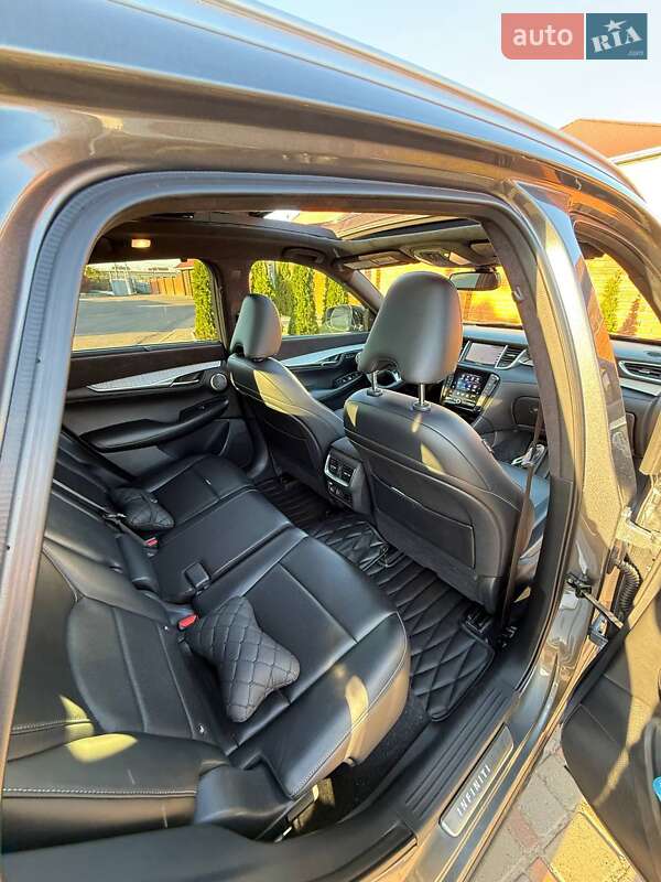 Внедорожник / Кроссовер Infiniti QX50 2018 в Одессе