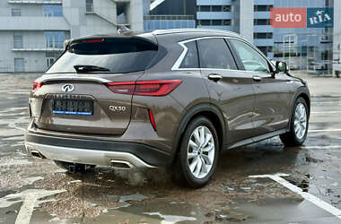 Внедорожник / Кроссовер Infiniti QX50 2018 в 