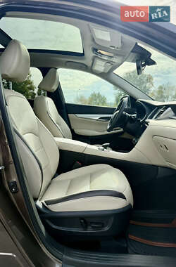 Внедорожник / Кроссовер Infiniti QX50 2018 в 