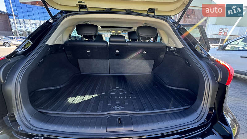 Внедорожник / Кроссовер Infiniti QX50 2017 в Маневичах