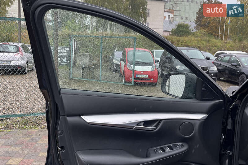 Внедорожник / Кроссовер Infiniti QX50 2021 в Стрые