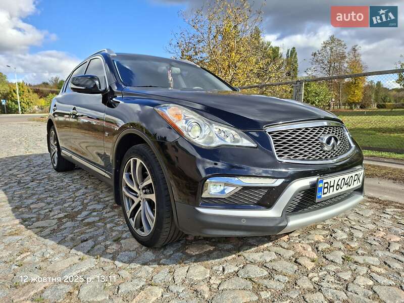 Внедорожник / Кроссовер Infiniti QX50 2016 в Золотоноше
