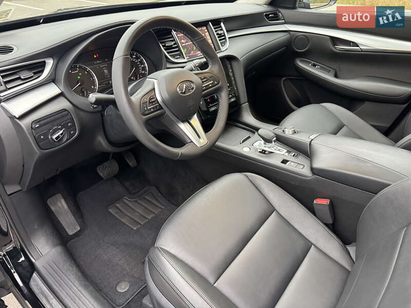 Внедорожник / Кроссовер Infiniti QX50 2019 в Киеве