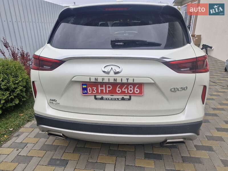 Внедорожник / Кроссовер Infiniti QX50 2018 в Кременчуге