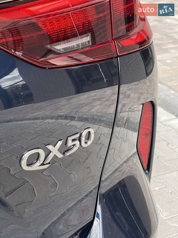 Внедорожник / Кроссовер Infiniti QX50 2018 в Ужгороде