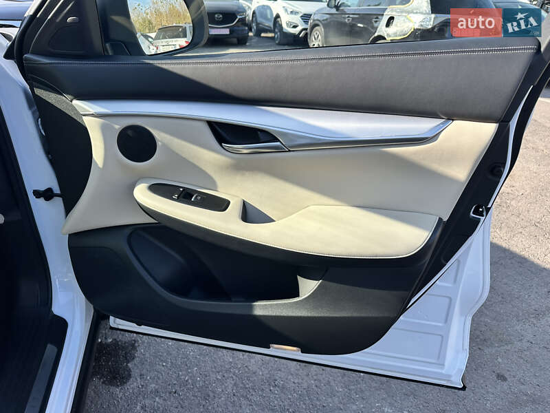 Внедорожник / Кроссовер Infiniti QX50 2020 в Дубно фото 30 Внедорожник / Кроссовер Infiniti QX50 2020 в Дубно