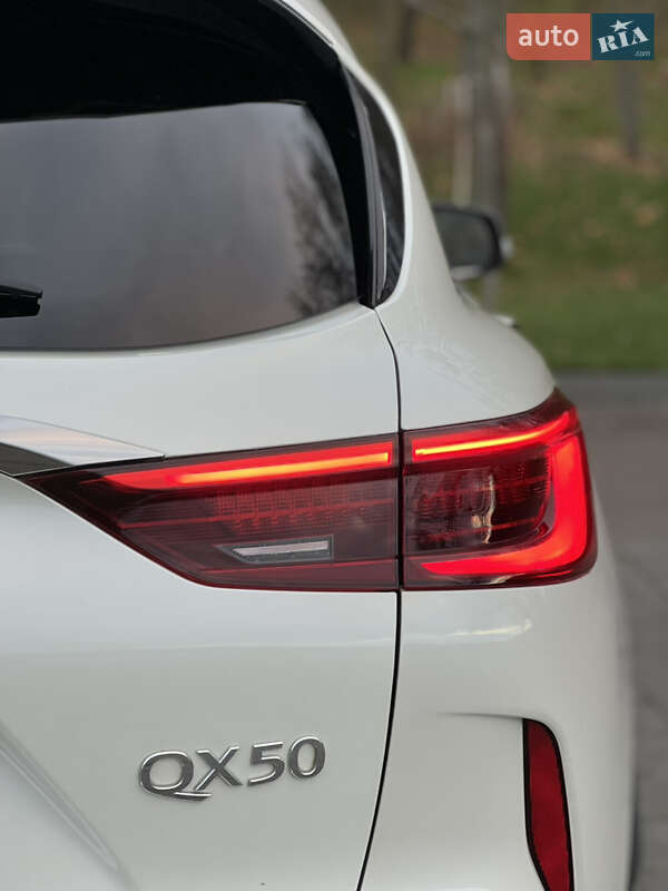 Внедорожник / Кроссовер Infiniti QX50 2021 в Светловодске