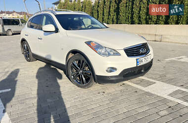 Позашляховик / Кросовер Infiniti QX50 2013 в Рівному