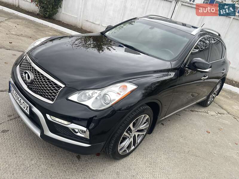 Позашляховик / Кросовер Infiniti QX50 2016 в Харкові