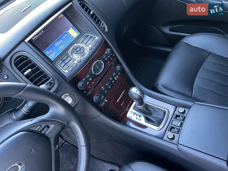 Позашляховик / Кросовер Infiniti QX50 2016 в Харкові