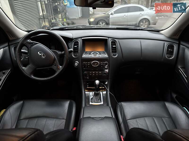 Позашляховик / Кросовер Infiniti QX50 2017 в Харкові