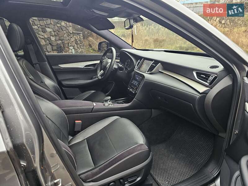 Внедорожник / Кроссовер Infiniti QX50 2018 в Белой Церкви