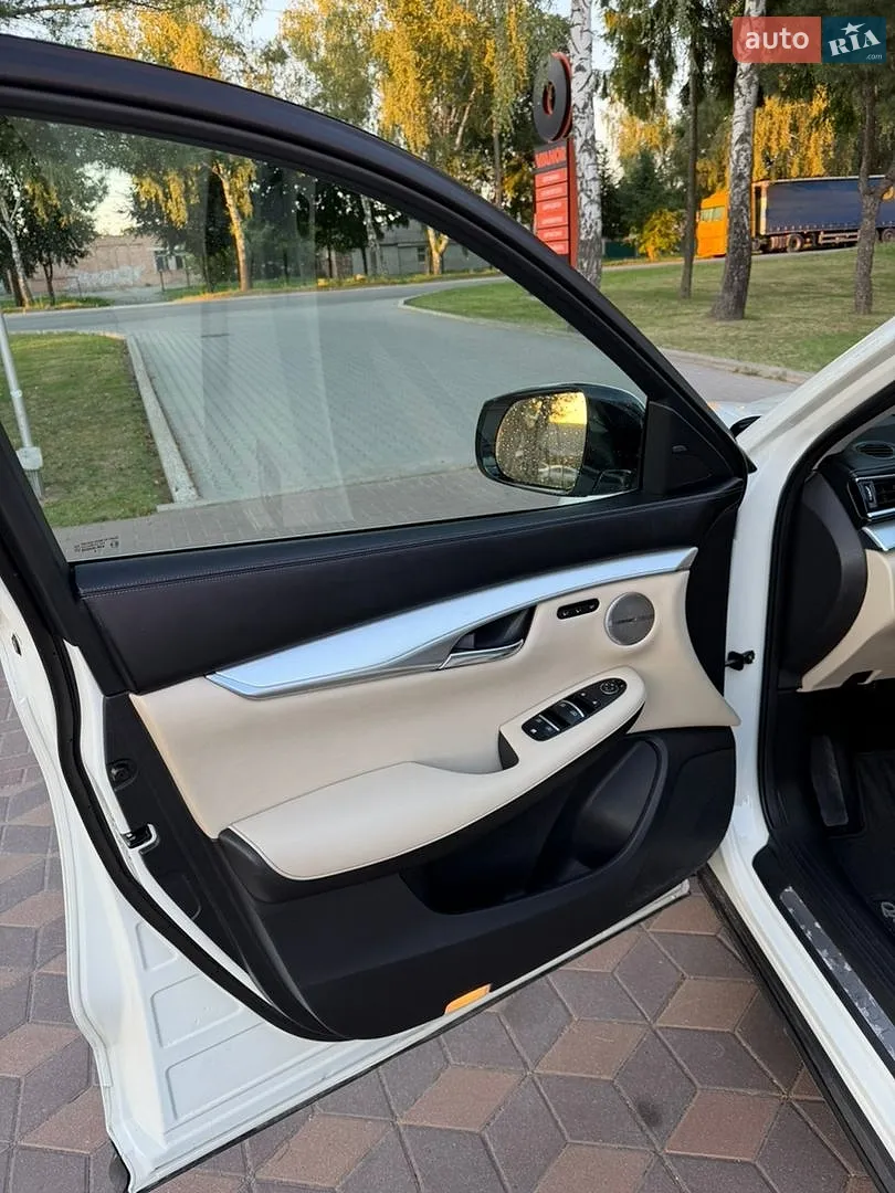 2019 Infiniti QX50 - мініатюра 22