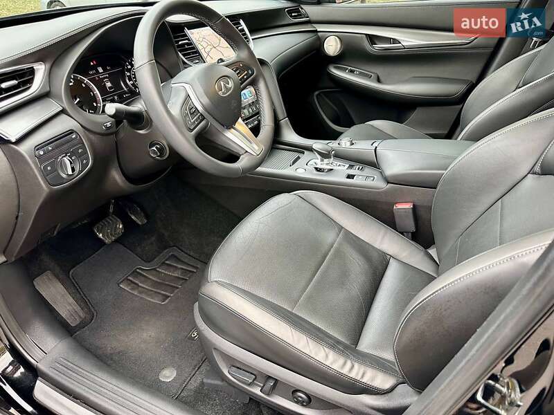 Внедорожник / Кроссовер Infiniti QX55 2023 в Киеве