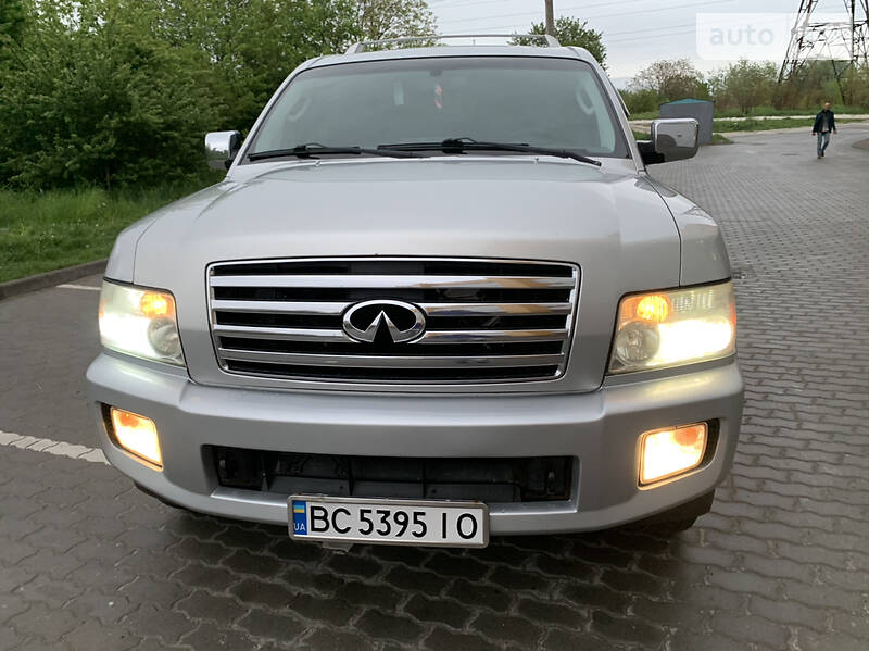 Позашляховик / Кросовер Infiniti QX56 2004 в Львові