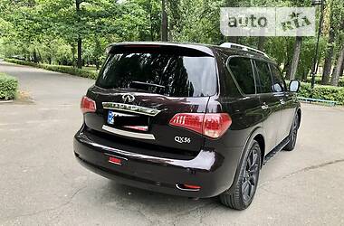 Позашляховик / Кросовер Infiniti QX56 2010 в Києві