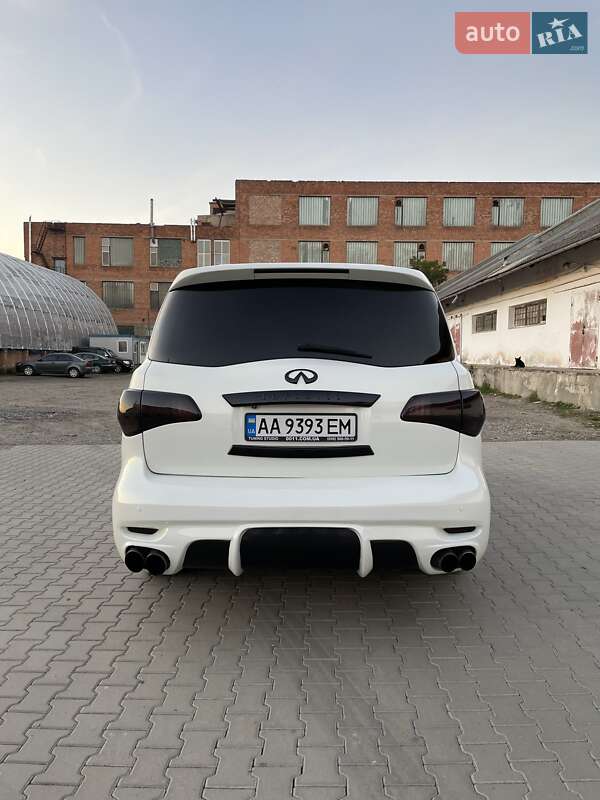 Позашляховик / Кросовер Infiniti QX56 2011 в Чернівцях