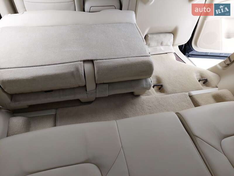 Внедорожник / Кроссовер Infiniti QX56 2011 в Житомире