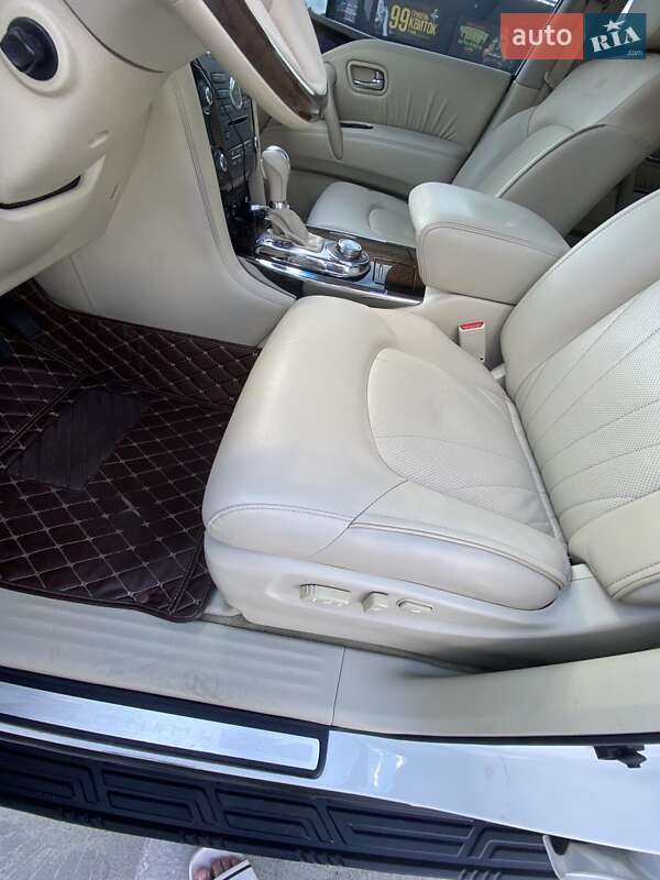 Внедорожник / Кроссовер Infiniti QX56 2012 в Киеве