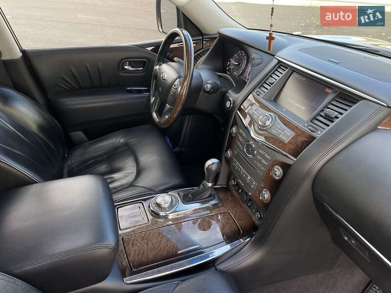 Внедорожник / Кроссовер Infiniti QX56 2010 в Львове
