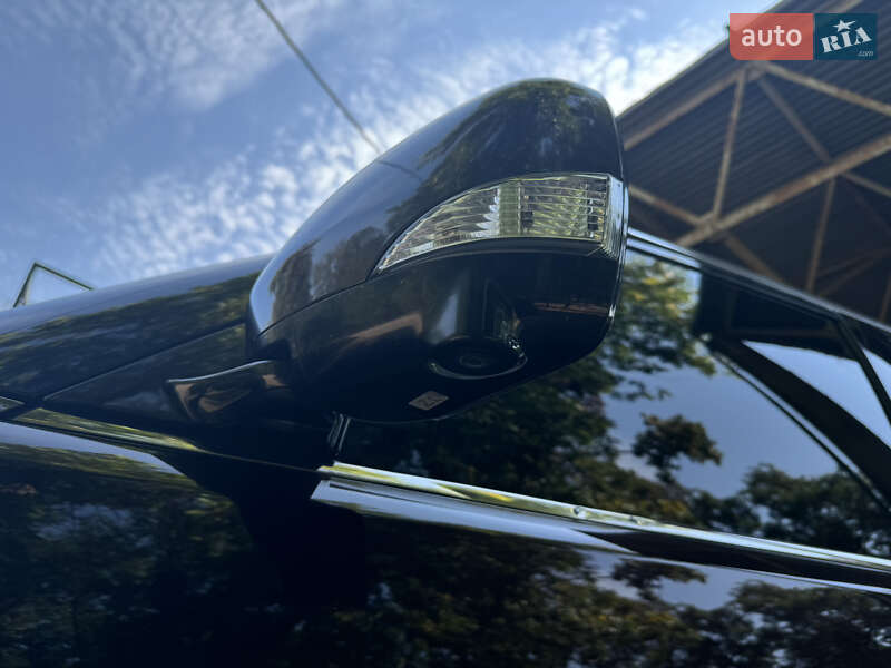 Внедорожник / Кроссовер Infiniti QX56 2010 в Чернигове