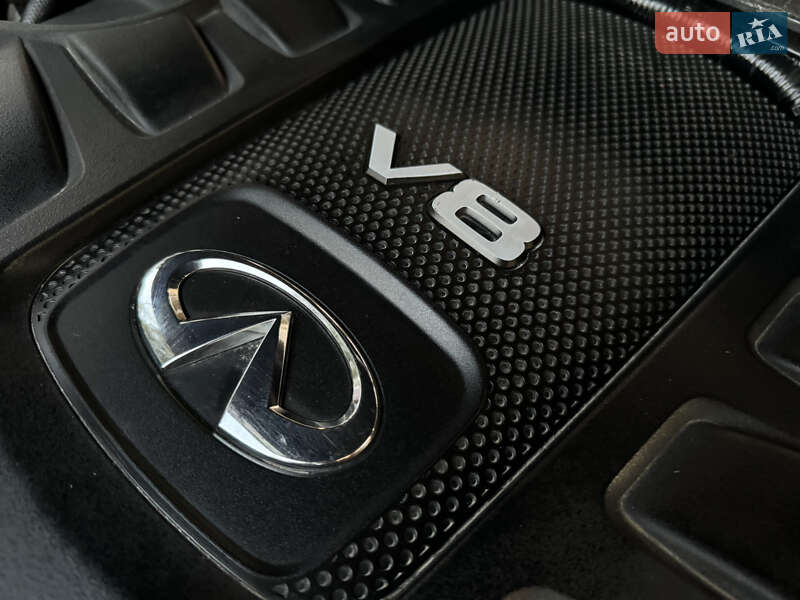 Внедорожник / Кроссовер Infiniti QX56 2010 в Чернигове