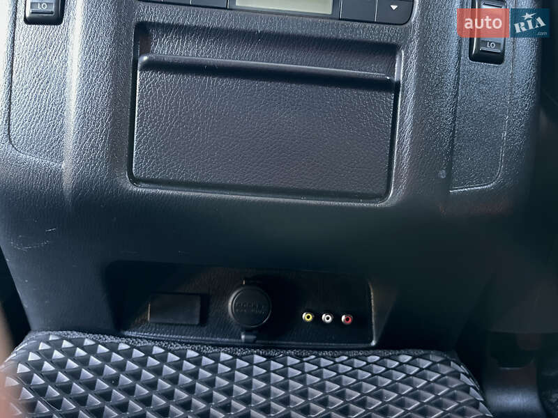 Внедорожник / Кроссовер Infiniti QX56 2010 в Чернигове