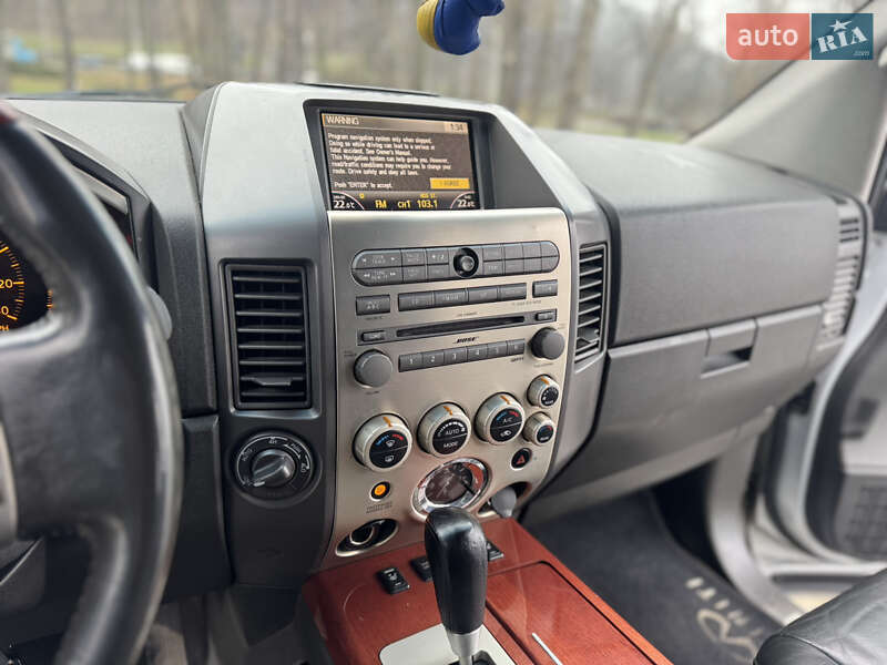 Позашляховик / Кросовер Infiniti QX56 2005 в Києві