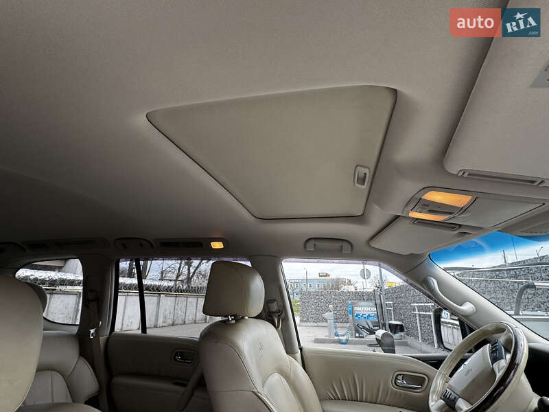 Внедорожник / Кроссовер Infiniti QX56 2011 в Житомире