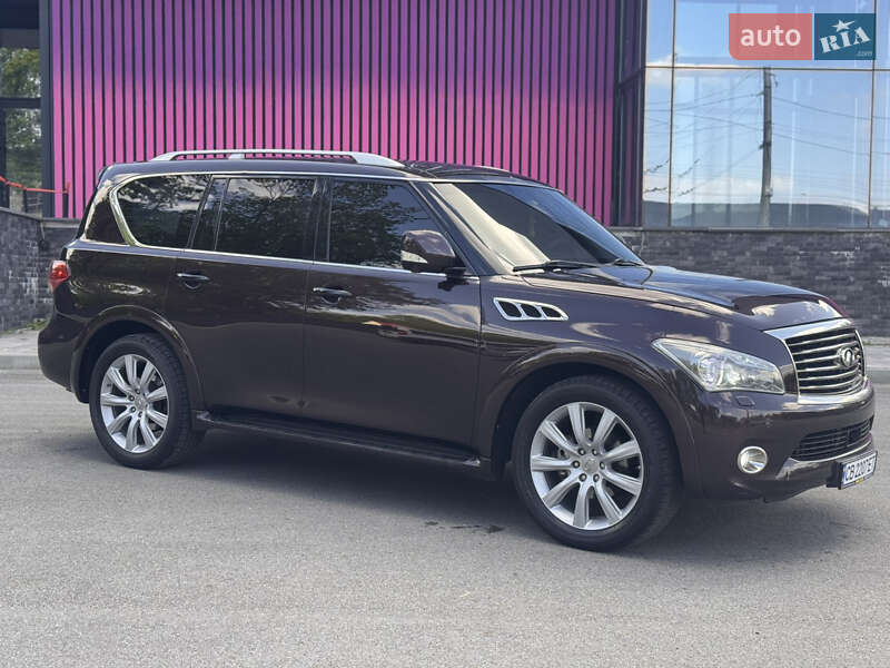 Внедорожник / Кроссовер Infiniti QX56 2010 в Чернигове