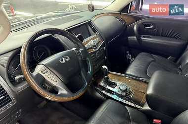 Внедорожник / Кроссовер Infiniti QX56 2010 в 