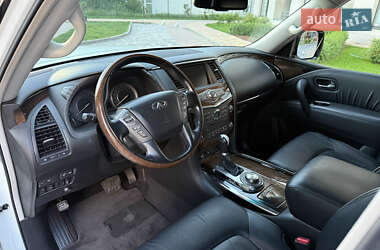Позашляховик / Кросовер Infiniti QX56 2011 в 