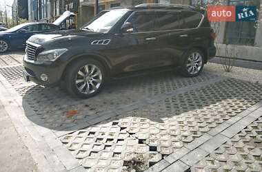 Позашляховик / Кросовер Infiniti QX56 2010 в 