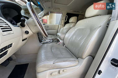 Внедорожник / Кроссовер Infiniti QX56 2011 в 