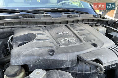 Внедорожник / Кроссовер Infiniti QX56 2011 в 
