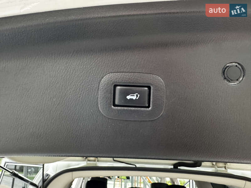 Внедорожник / Кроссовер Infiniti QX56 2011 в Киеве