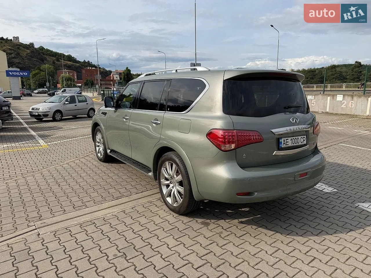 2010 Infiniti QX56 - мініатюра 8