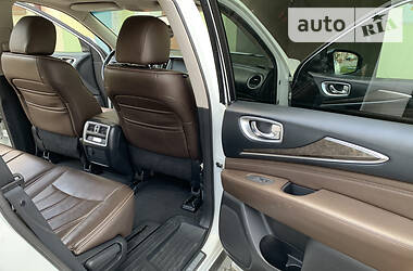 Позашляховик / Кросовер Infiniti QX60 2013 в 