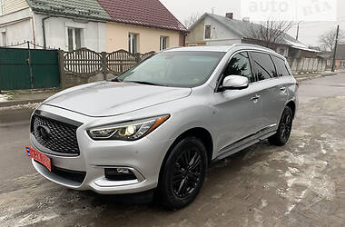 Внедорожник / Кроссовер Infiniti QX60 2016 в Ровно