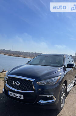 Внедорожник / Кроссовер Infiniti QX60 2017 в Кривом Роге