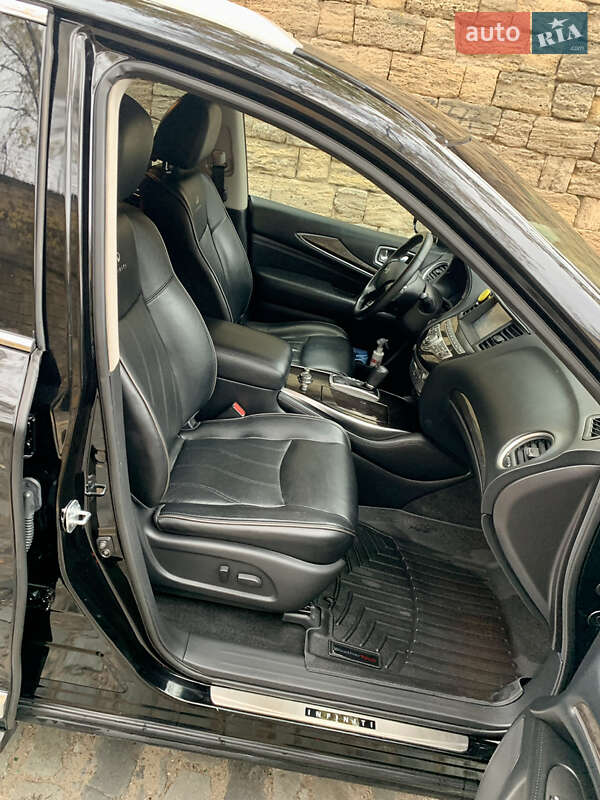 Внедорожник / Кроссовер Infiniti QX60 2014 в Николаеве