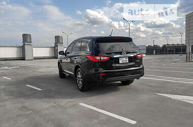 Внедорожник / Кроссовер Infiniti QX60 2015 в 