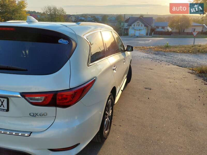 Внедорожник / Кроссовер Infiniti QX60 2016 в Тернополе
