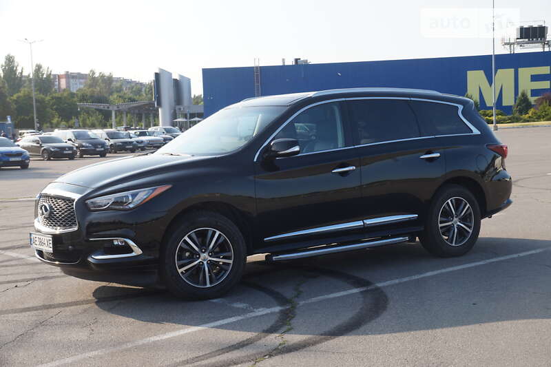 Внедорожник / Кроссовер Infiniti QX60 2018 в Днепре