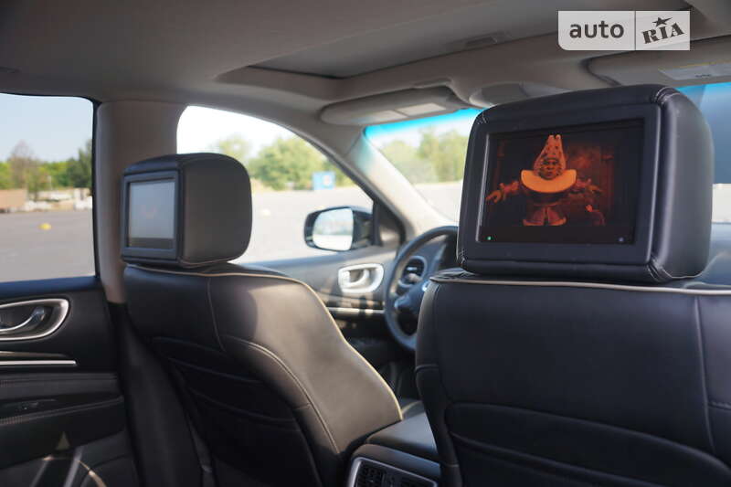 Внедорожник / Кроссовер Infiniti QX60 2018 в Днепре