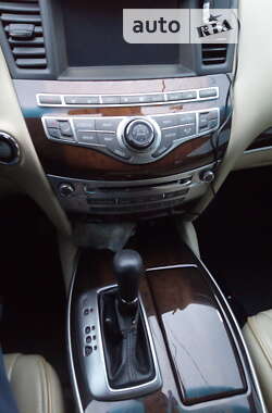 Внедорожник / Кроссовер Infiniti QX60 2014 в Полтаве