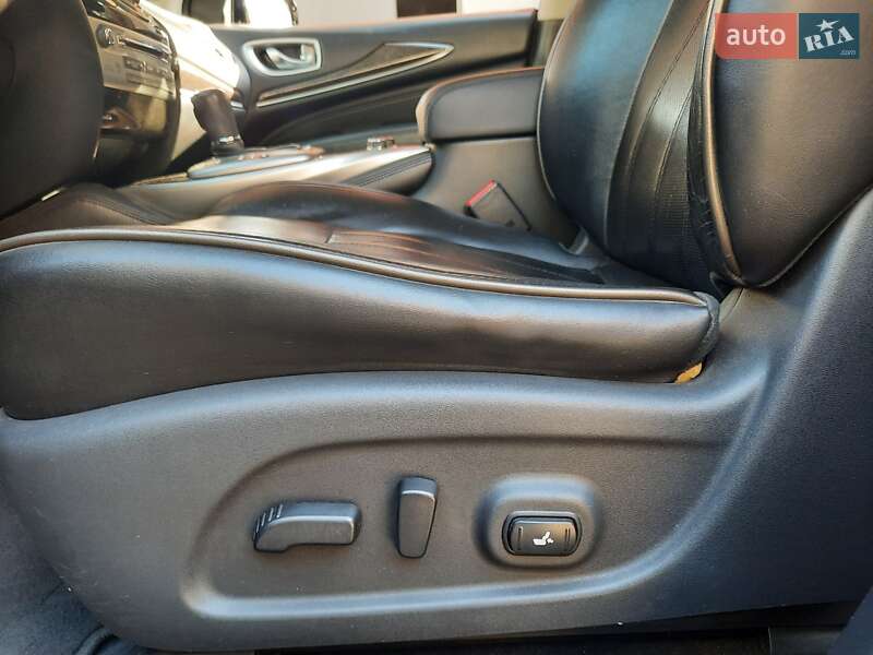 Внедорожник / Кроссовер Infiniti QX60 2014 в Хмельницком