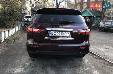 Внедорожник / Кроссовер Infiniti QX60 2015 в 